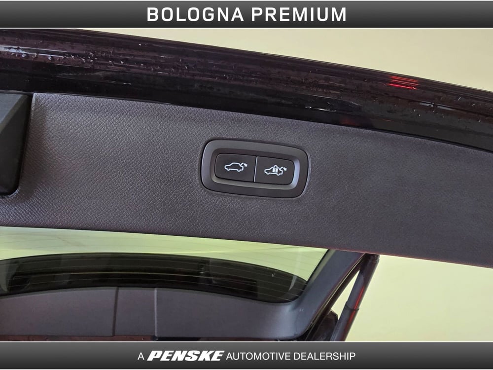 Volvo XC90 usata a Bologna (11)
