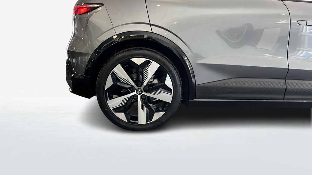 Renault Megane E-Tech Electric nuova a Treviso (3)