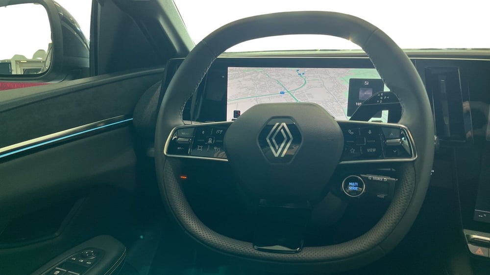 Renault Megane E-Tech Electric nuova a Treviso (8)