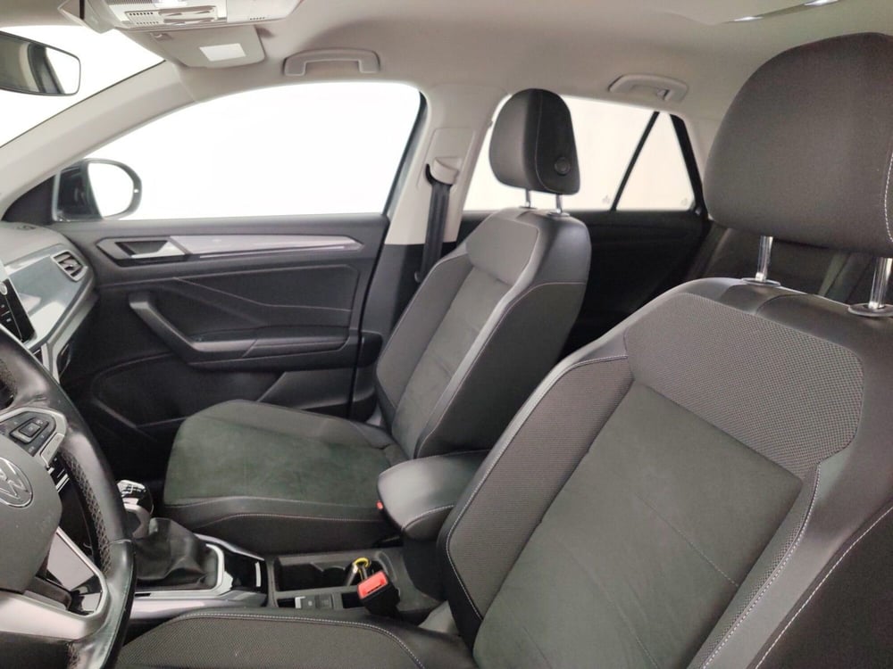 Volkswagen T-Roc usata a Massa-Carrara (9)
