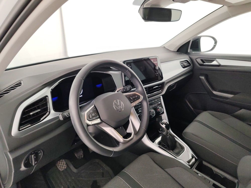 Volkswagen T-Roc usata a Massa-Carrara (8)