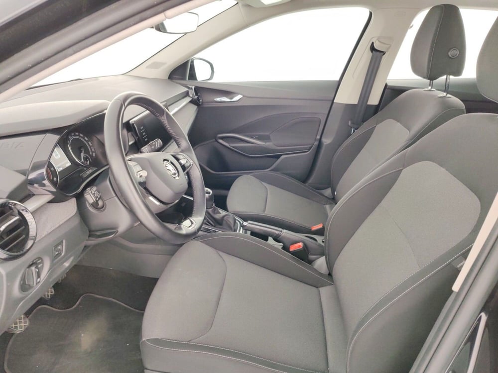 Skoda Fabia usata a Massa-Carrara (7)
