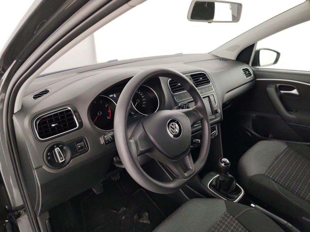Volkswagen Polo usata a Massa-Carrara (8)