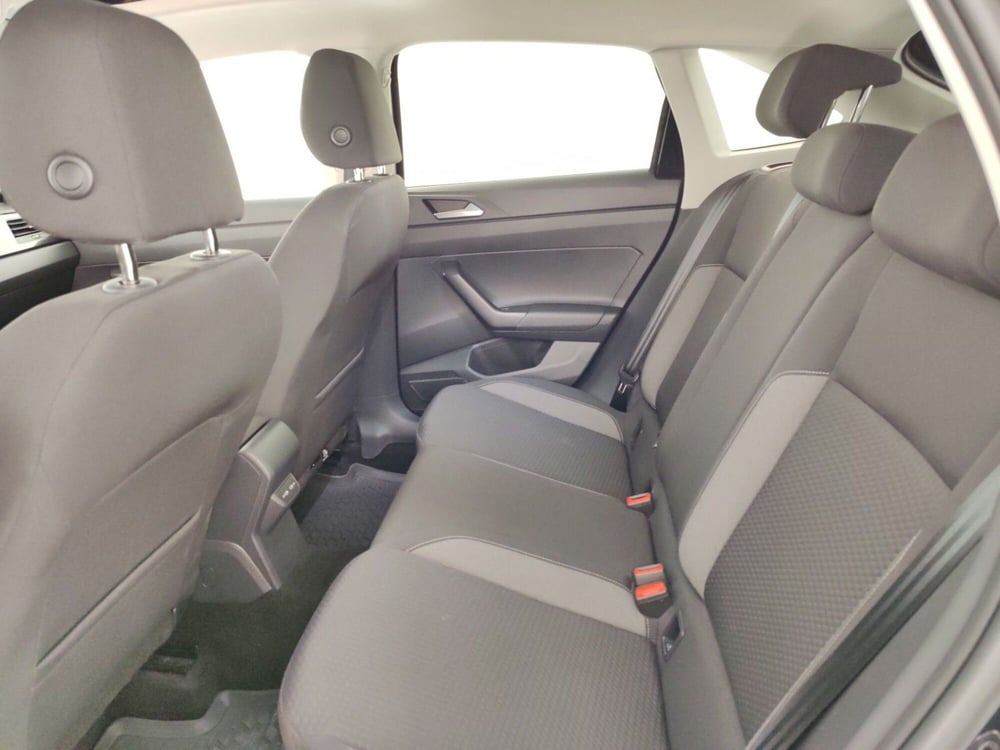 Volkswagen Taigo usata a Massa-Carrara (10)