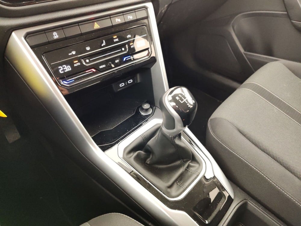 Volkswagen T-Roc usata a Massa-Carrara (11)