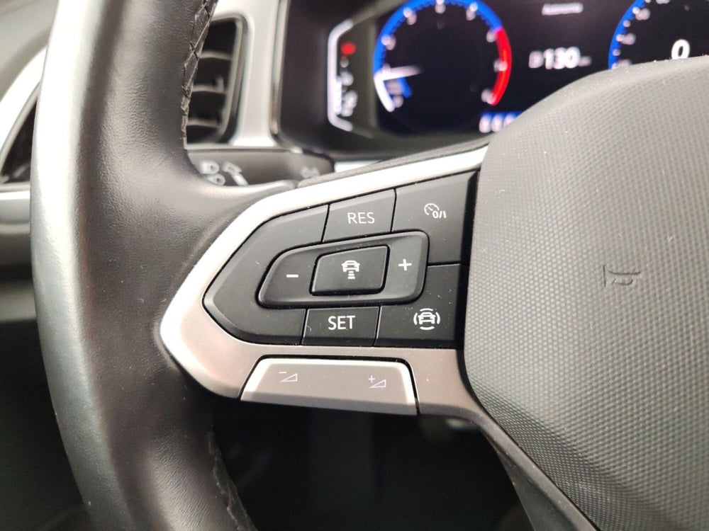 Volkswagen T-Roc usata a Massa-Carrara (14)