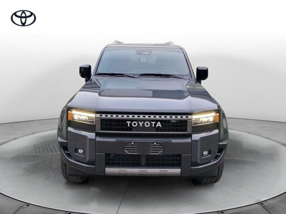 Toyota Land Cruiser nuova a Perugia (3)