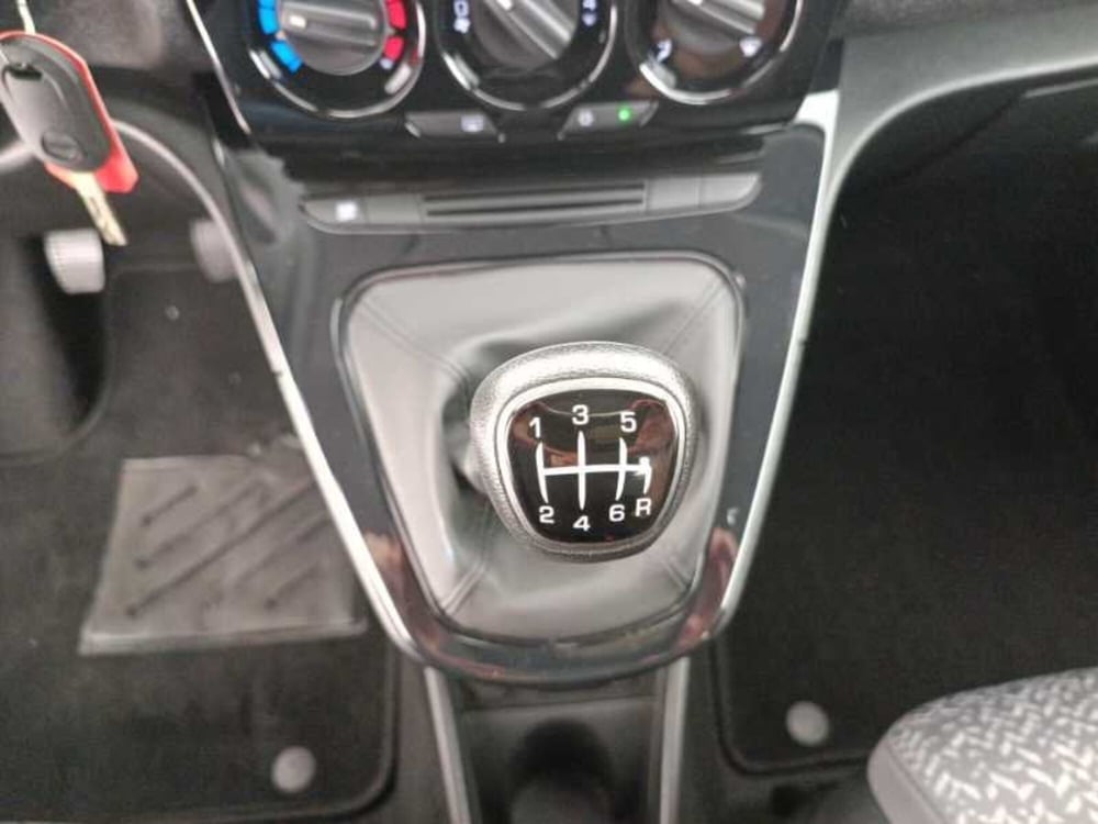 Lancia Ypsilon usata a Treviso (16)