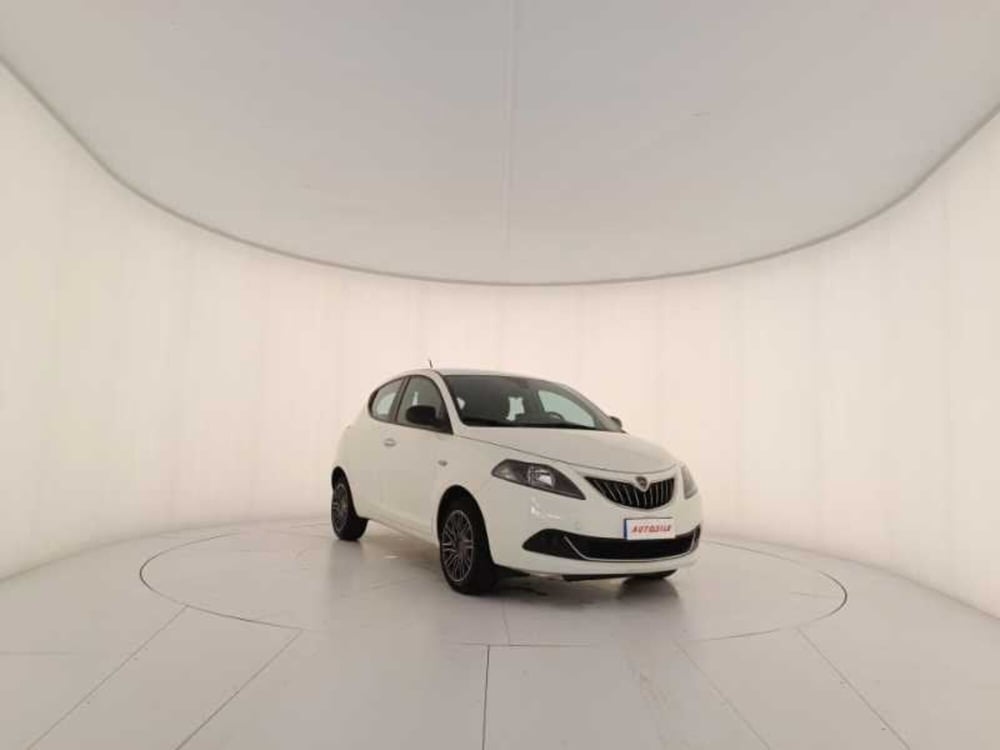 Lancia Ypsilon usata a Treviso (3)