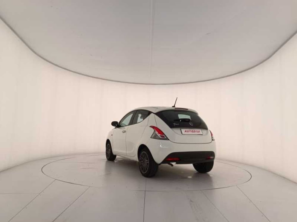 Lancia Ypsilon usata a Treviso (4)