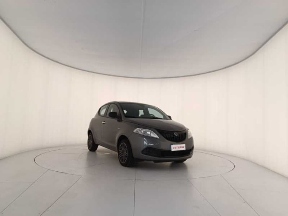 Lancia Ypsilon usata a Treviso (3)