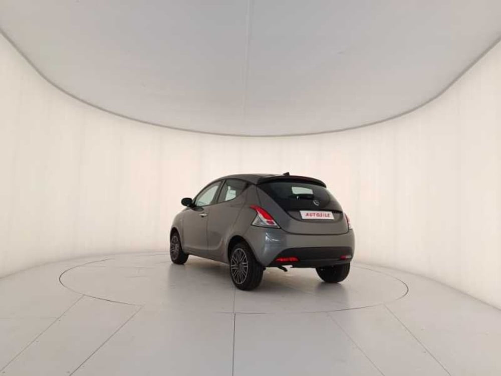 Lancia Ypsilon usata a Treviso (4)