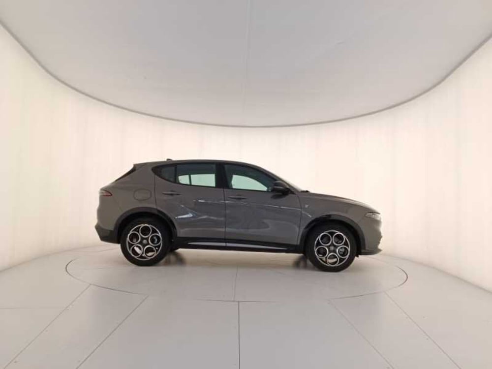 Alfa Romeo Tonale nuova a Treviso (7)