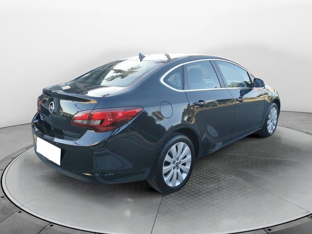 Opel Astra usata a Brindisi (7)