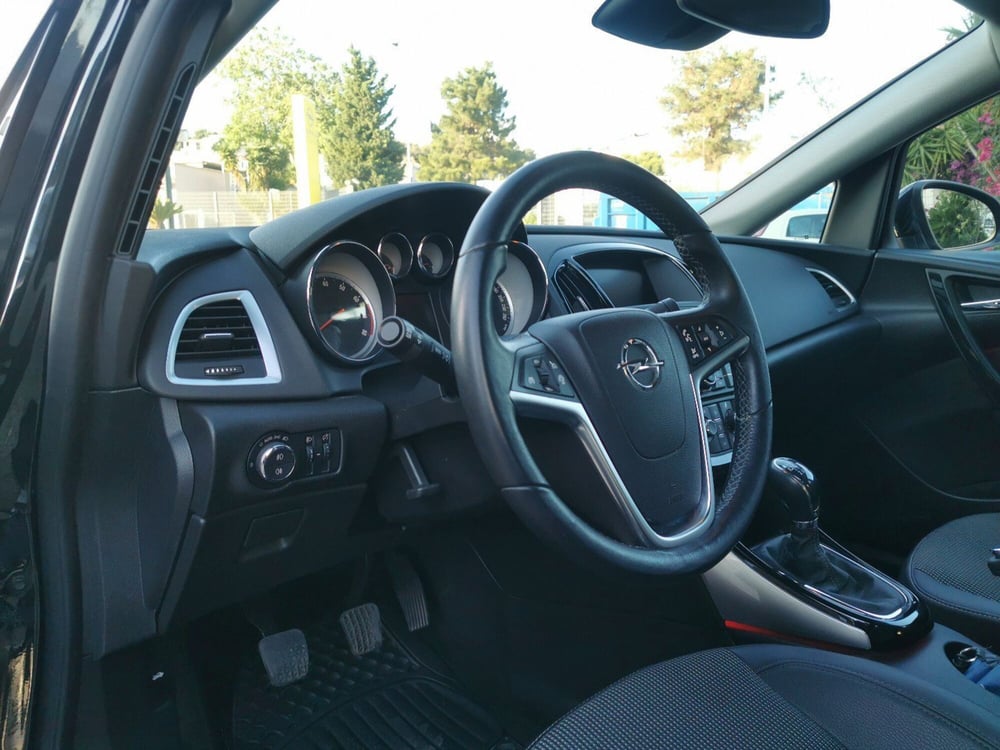 Opel Astra usata a Brindisi (8)