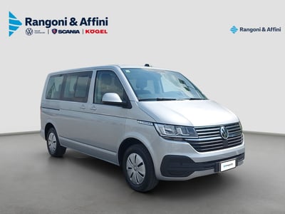Volkswagen Veicoli Commerciali Caravelle 2.0 TDI 150CV DSG PC Trendline del 2023 usata a Castegnato