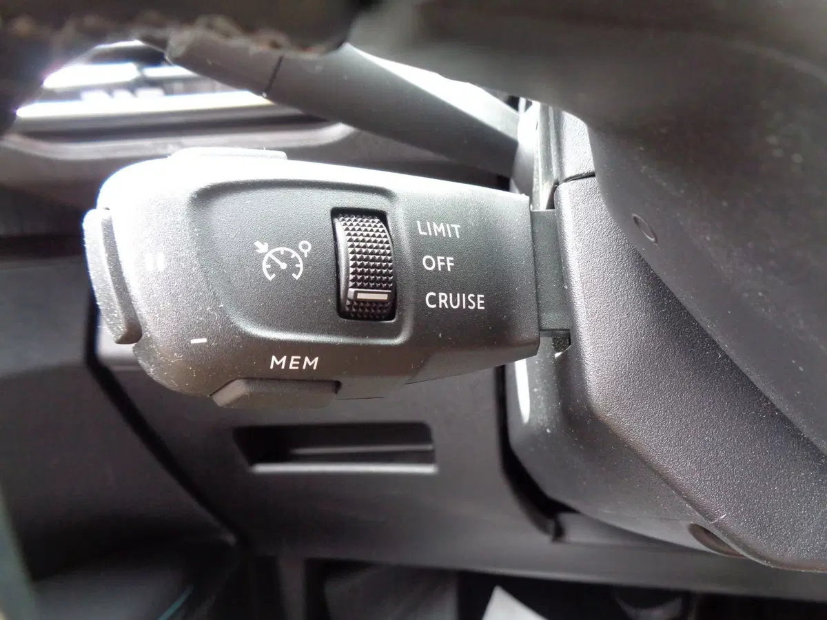 Peugeot 3008 usata a Belluno (11)