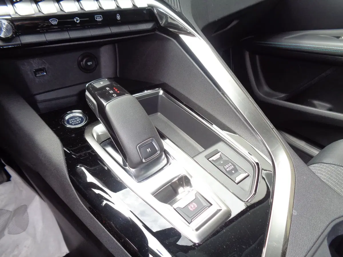 Peugeot 3008 usata a Belluno (19)