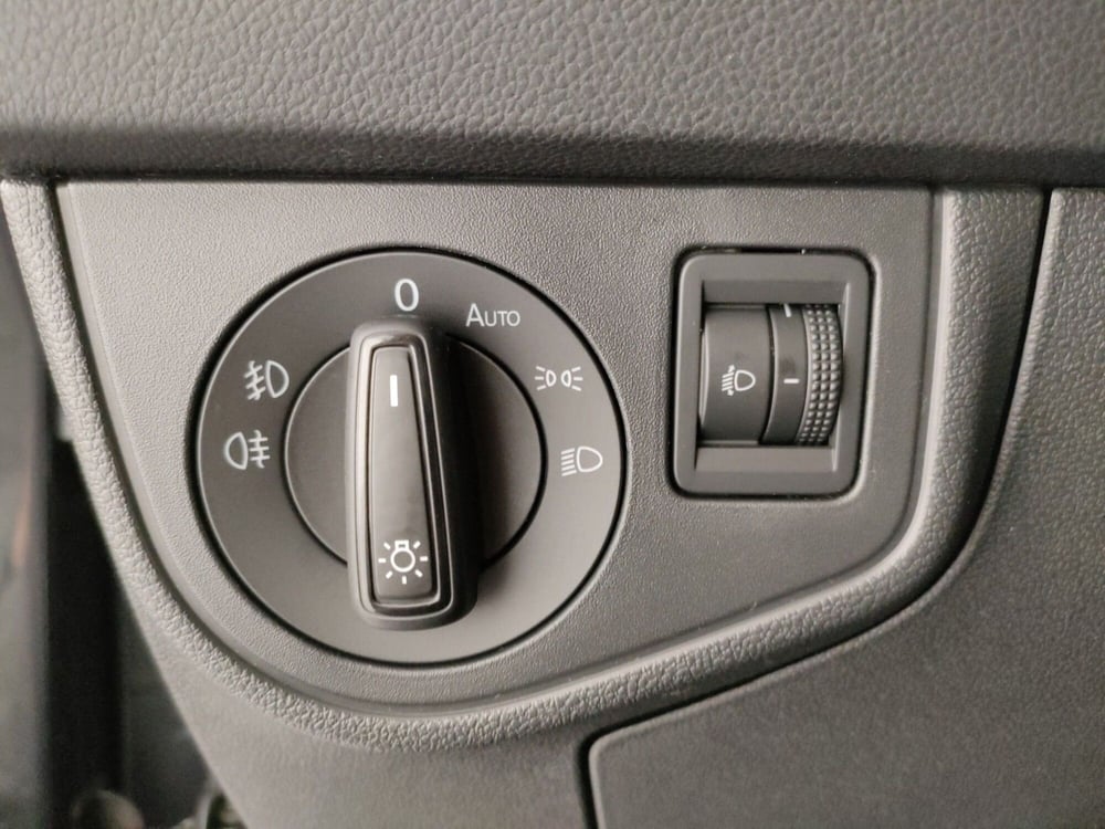 Volkswagen Polo usata a Napoli (11)