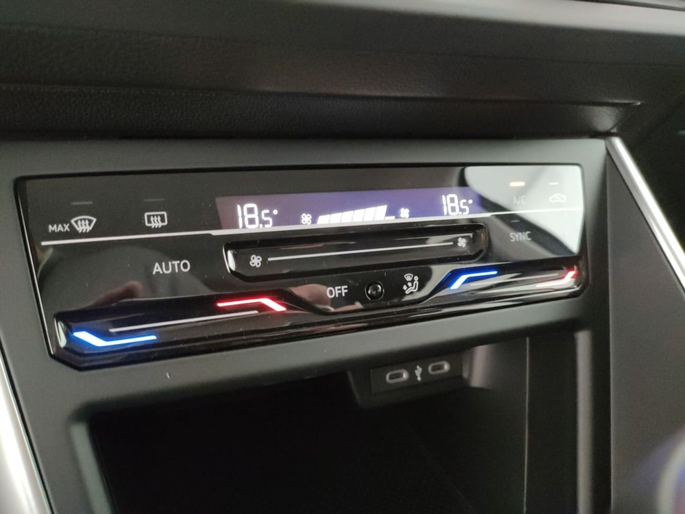 Volkswagen Polo usata a Napoli (15)