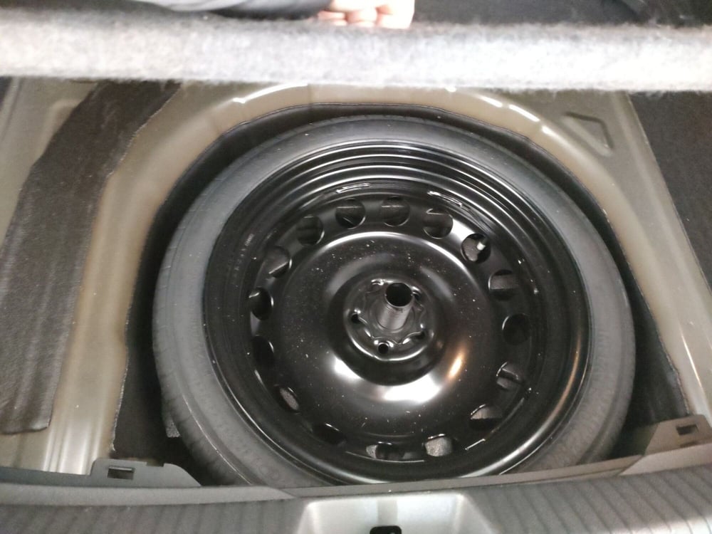 Volkswagen Taigo usata a Napoli (15)