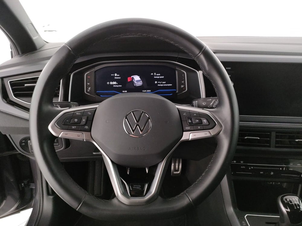 Volkswagen Taigo usata a Napoli (13)
