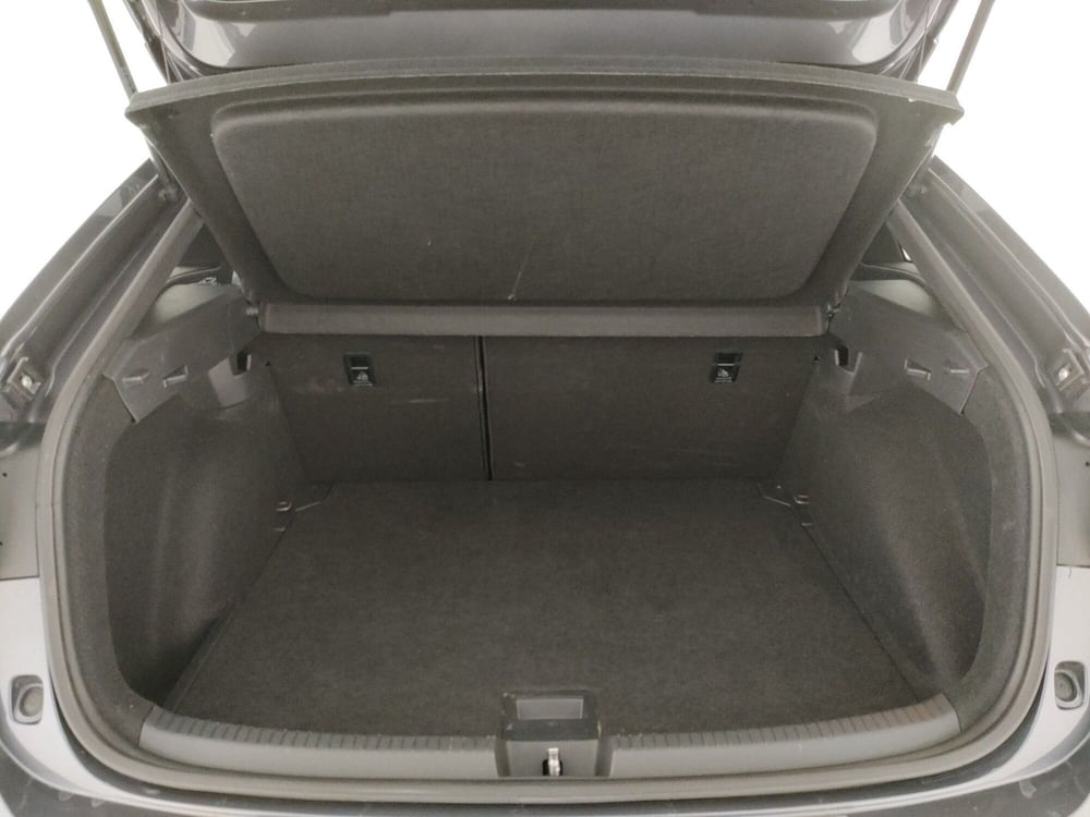 Volkswagen Taigo usata a Napoli (18)