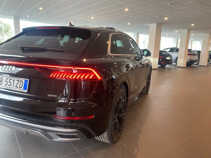 Audi Q8 usata a Catania (11)