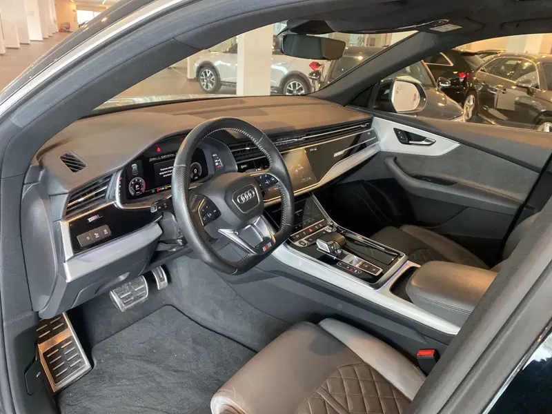Audi Q8 usata a Catania (13)