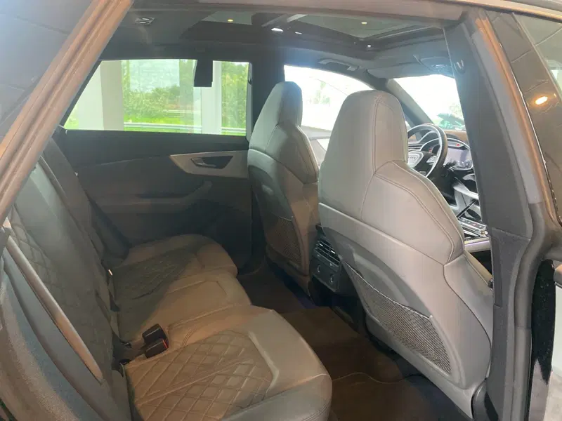 Audi Q8 usata a Catania (16)