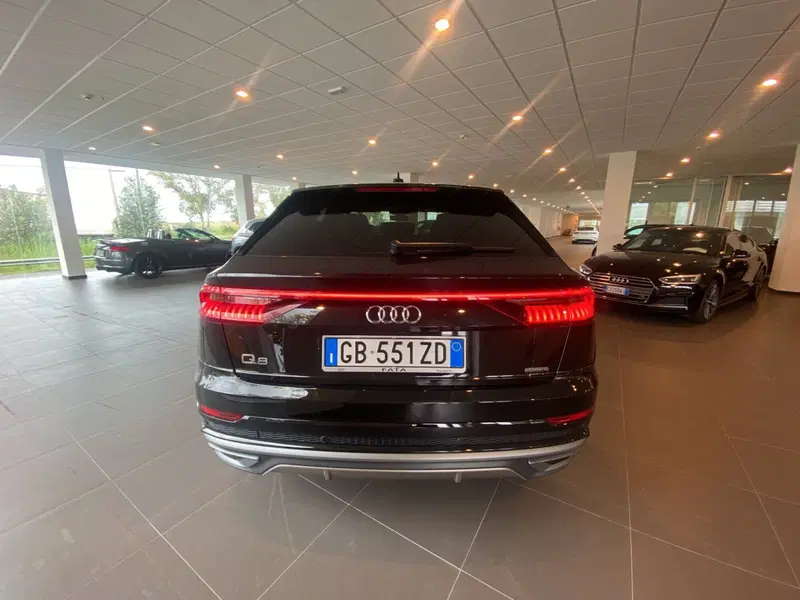 Audi Q8 usata a Catania (4)