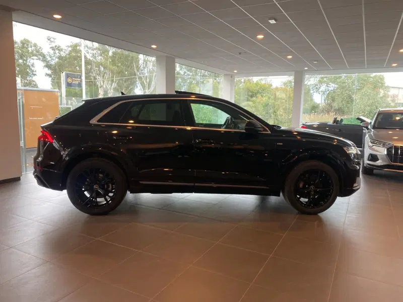 Audi Q8 usata a Catania (7)
