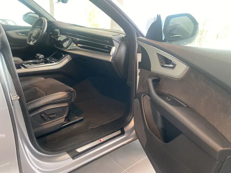 Audi Q8 usata a Catania (15)