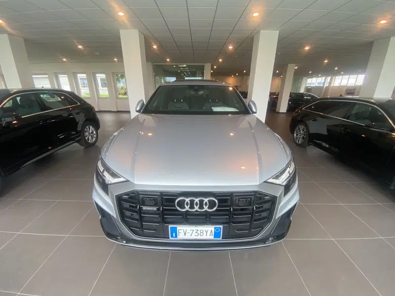 Audi Q8 usata a Catania (5)
