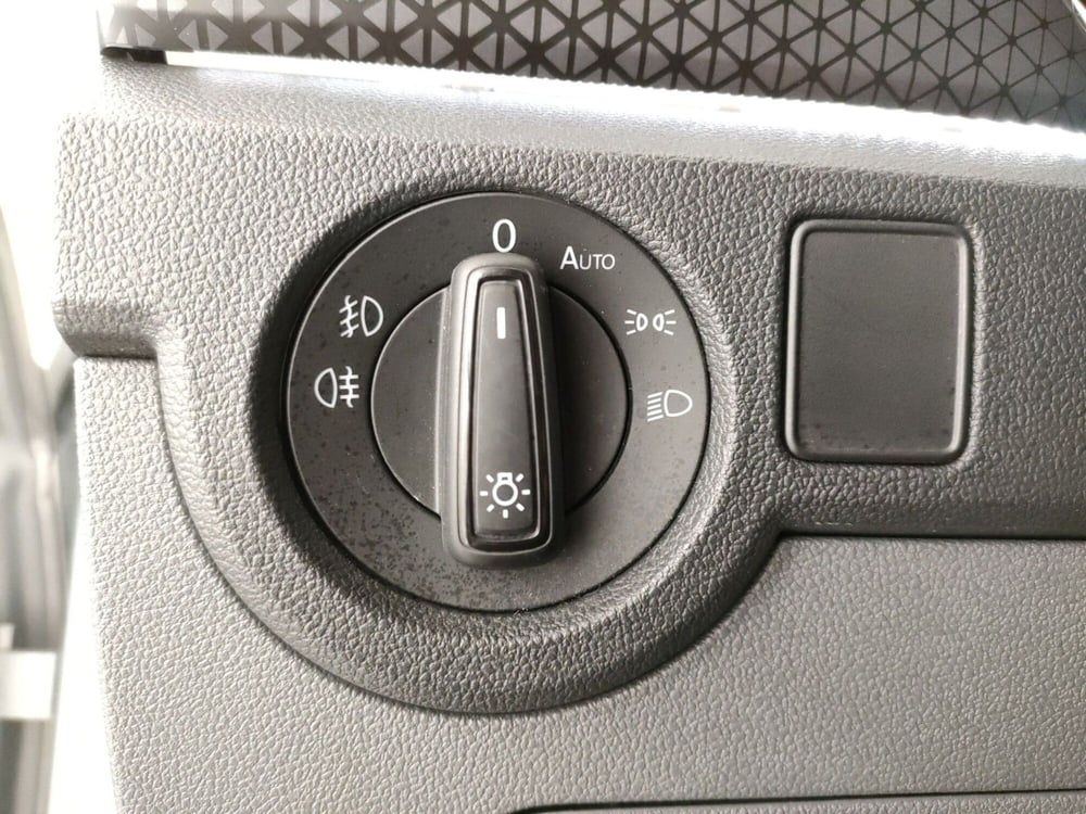 Volkswagen T-Cross usata a Napoli (11)