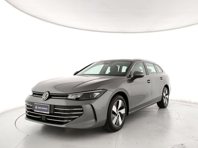 Volkswagen Passat 2.0 tdi scr Business 150cv dsg del 2024 usata a Torre Annunziata