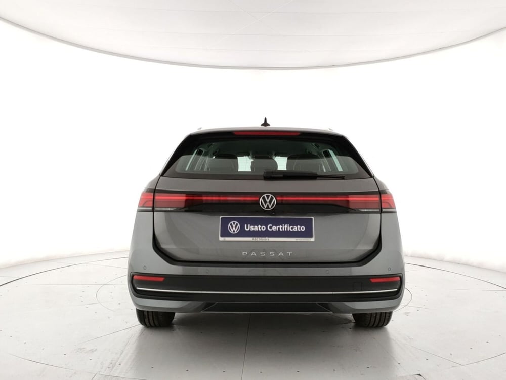 Volkswagen Passat usata a Napoli (4)