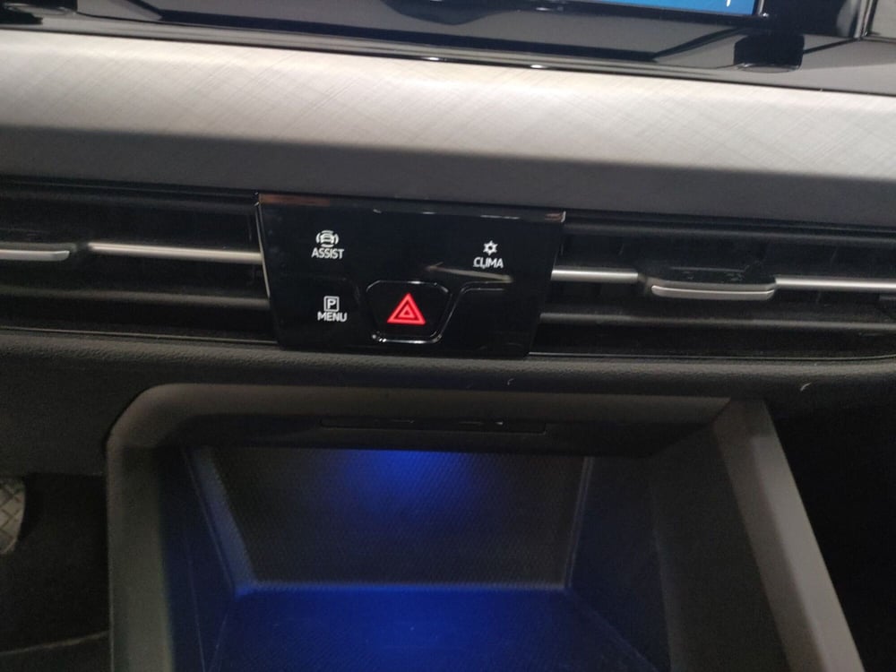 Volkswagen Golf Variant usata a Napoli (12)
