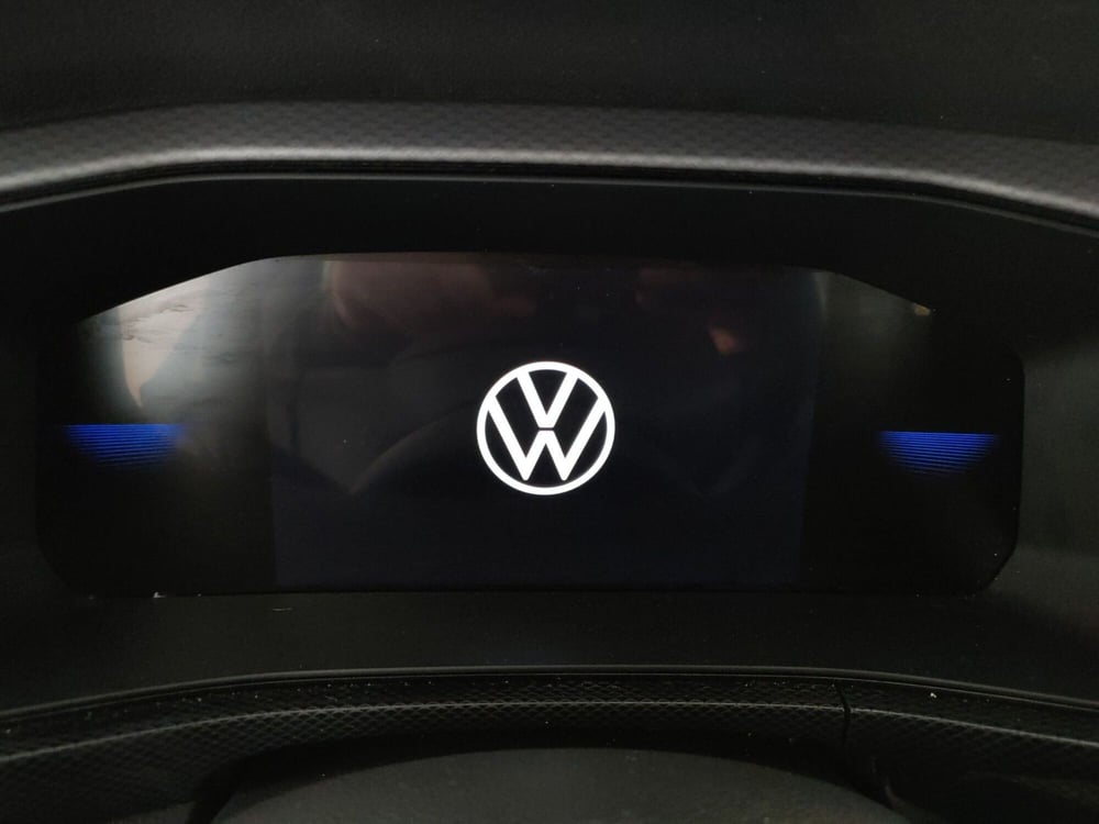 Volkswagen T-Cross usata a Napoli (12)