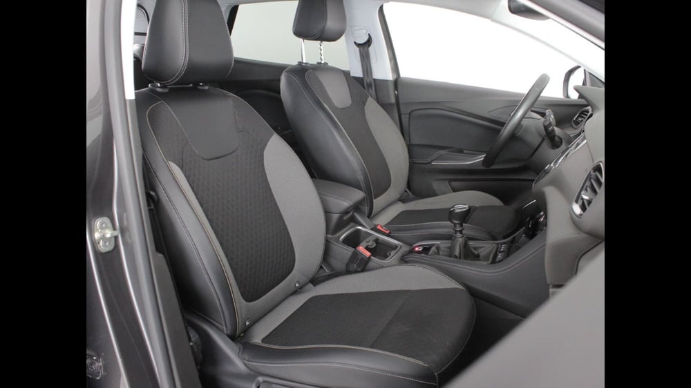Opel Grandland X usata a Palermo (11)