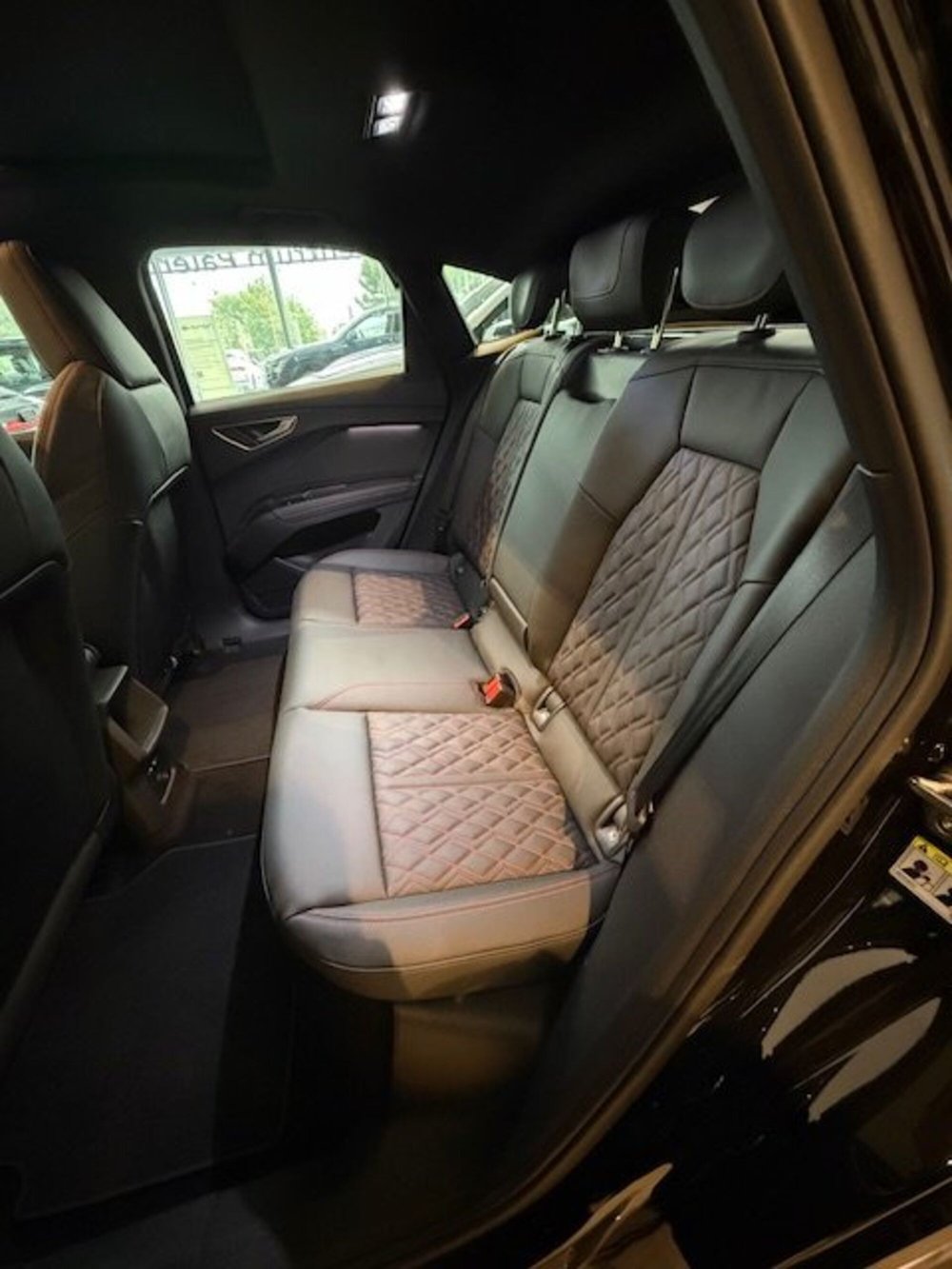 Audi Q4 nuova a Palermo (18)