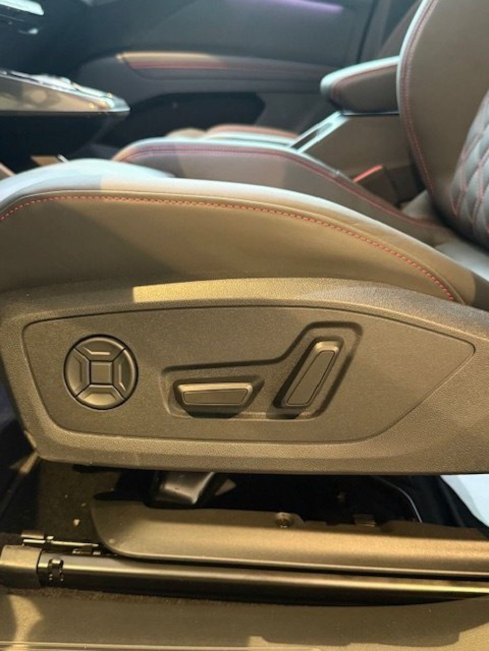 Audi Q4 nuova a Palermo (9)