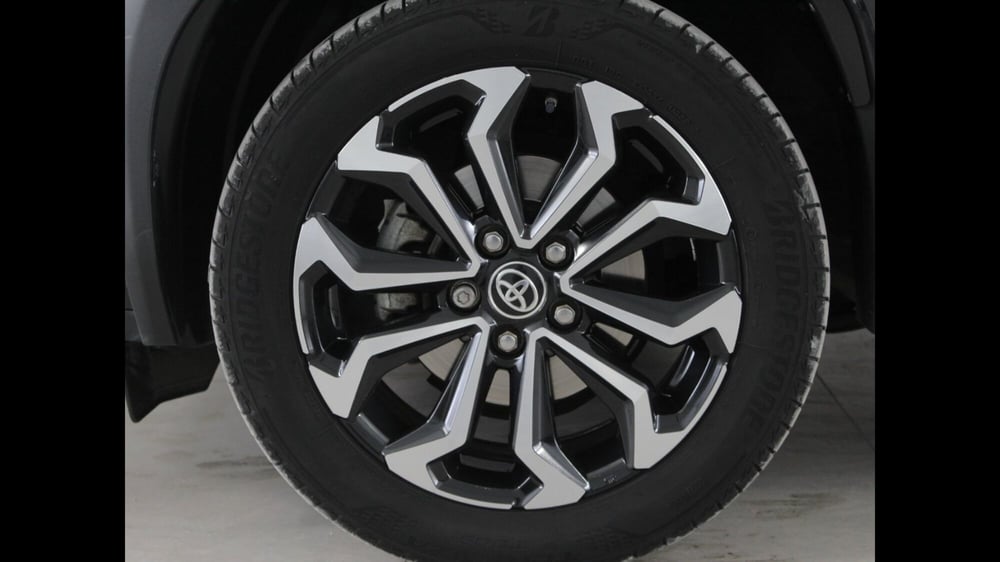 Toyota Yaris Cross usata a Palermo (14)