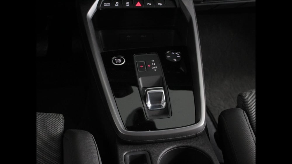 Audi A3 Sportback usata a Palermo (14)