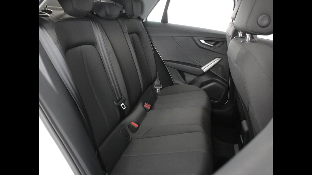 Audi Q2 usata a Palermo (8)