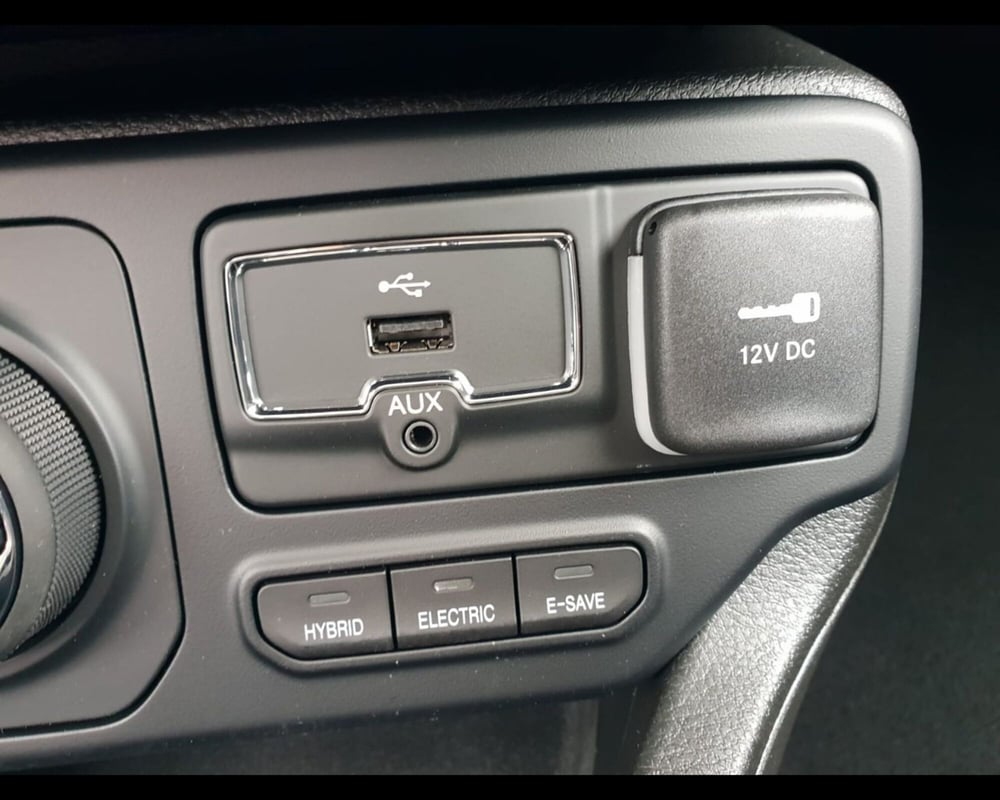 Jeep Renegade nuova a Lucca (20)