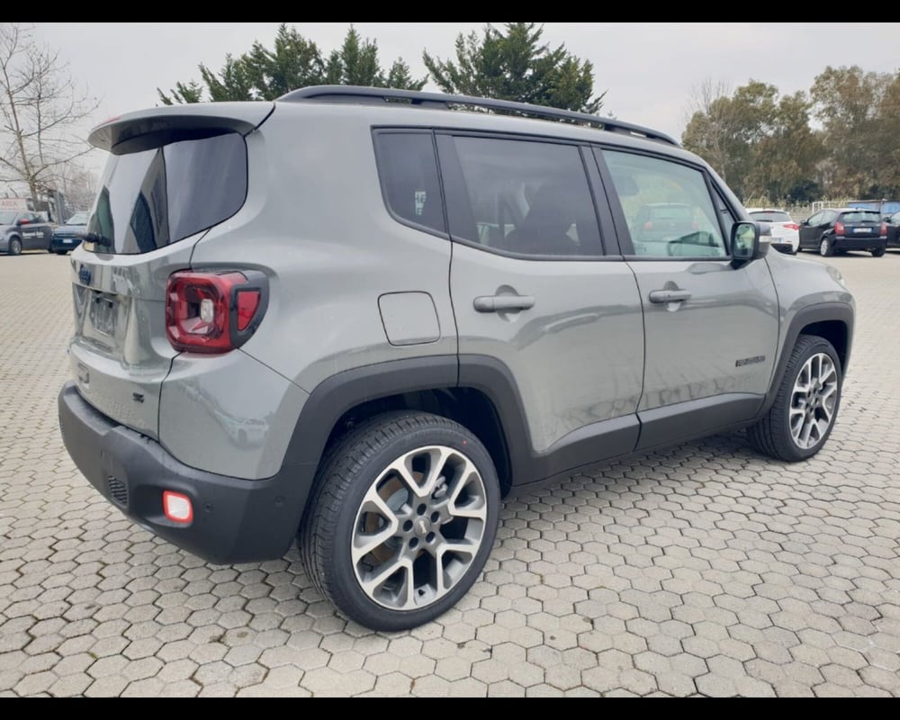 Jeep Renegade nuova a Lucca (3)