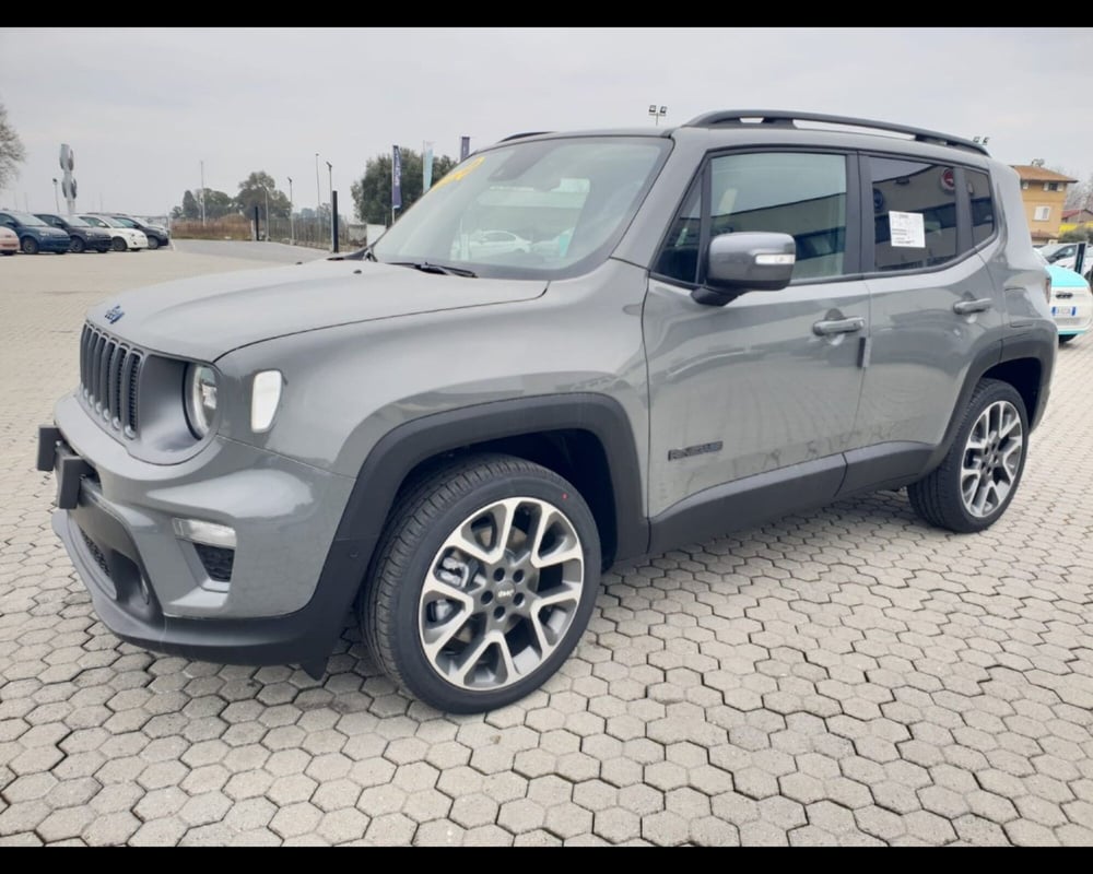 Jeep Renegade nuova a Lucca (7)
