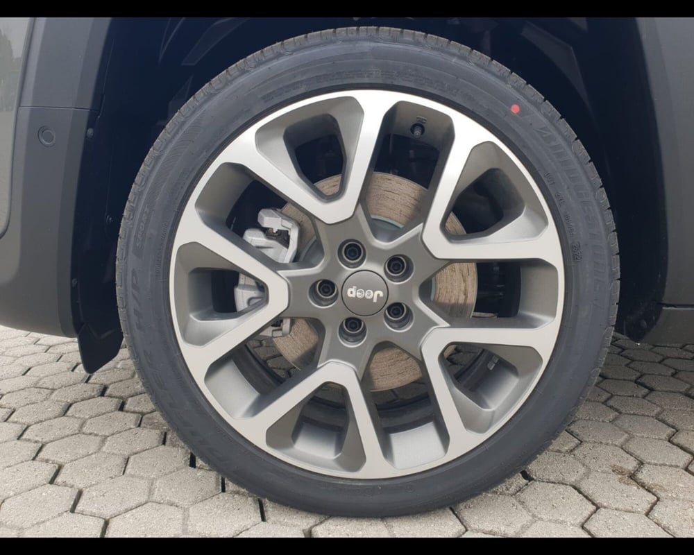 Jeep Renegade nuova a Lucca (9)