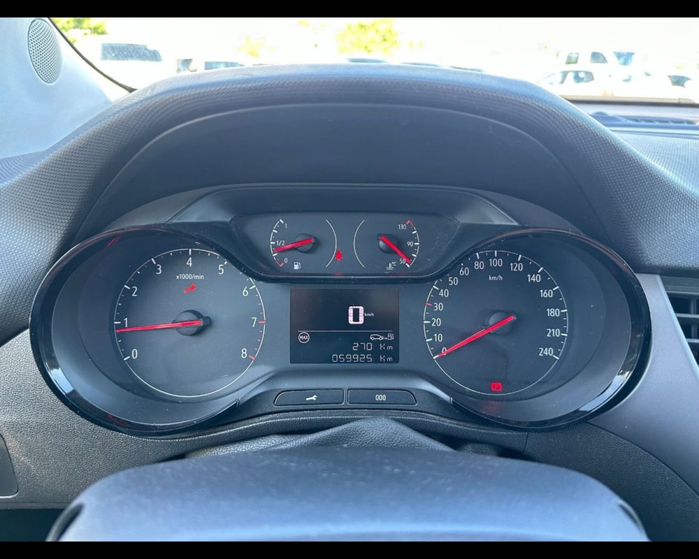 Opel Crossland X usata a Lucca (9)